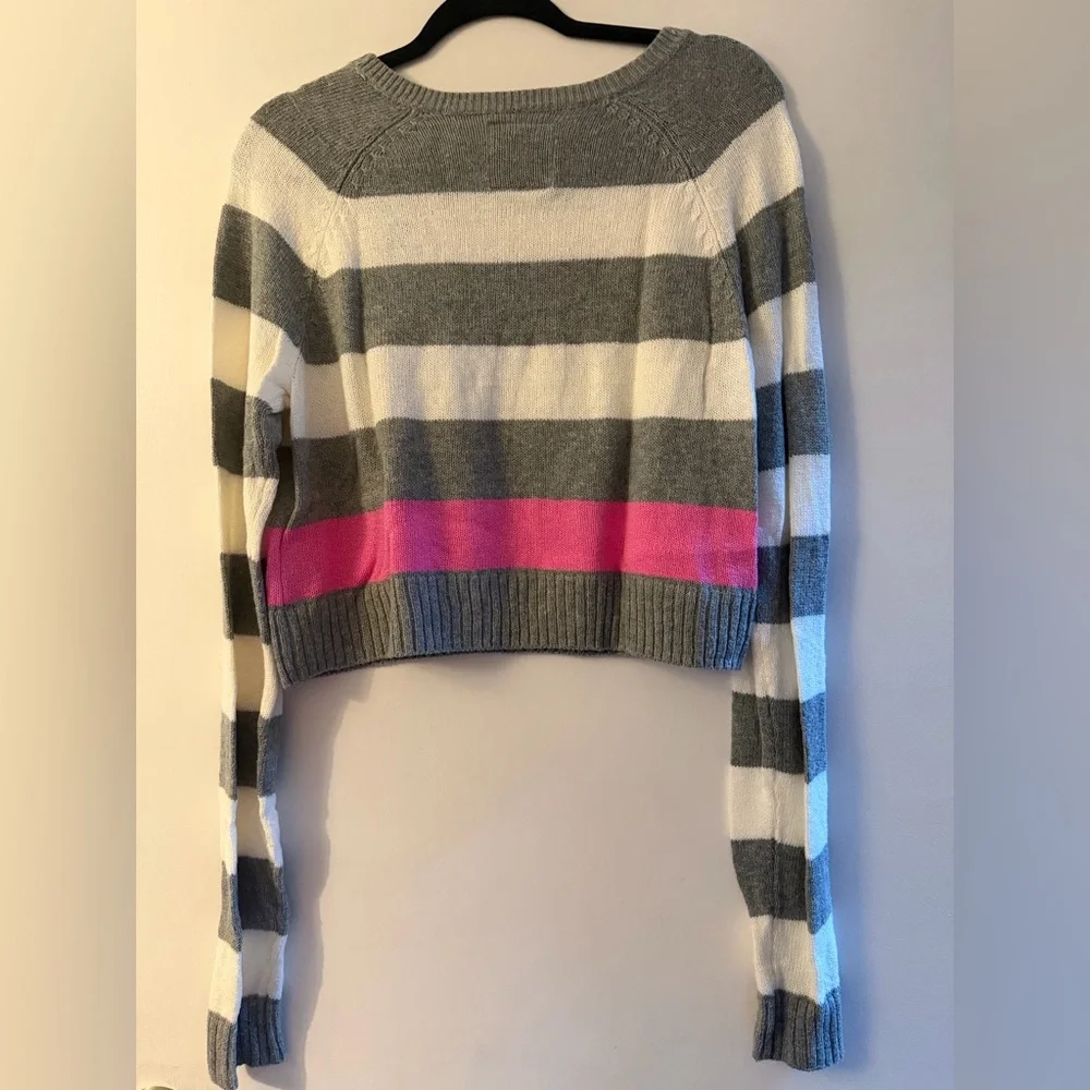Abercrombie & Fitch cropped sweater